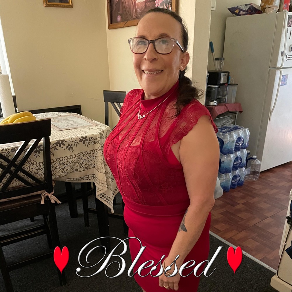 Meet your Posher, Alicia